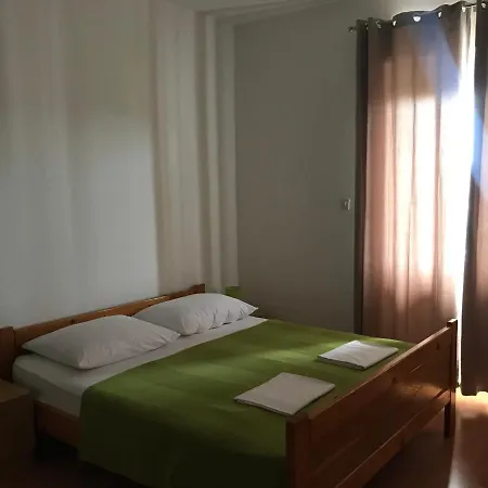Apartment Vilma Pakostane