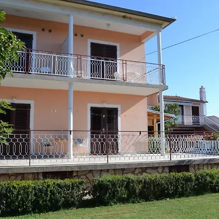 Apartment Vilma *